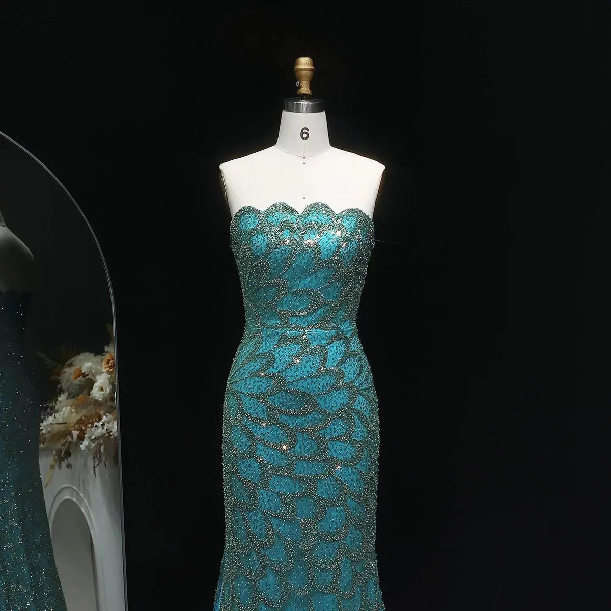 Elegant Strapless Emerald Green Evening Dress SS601