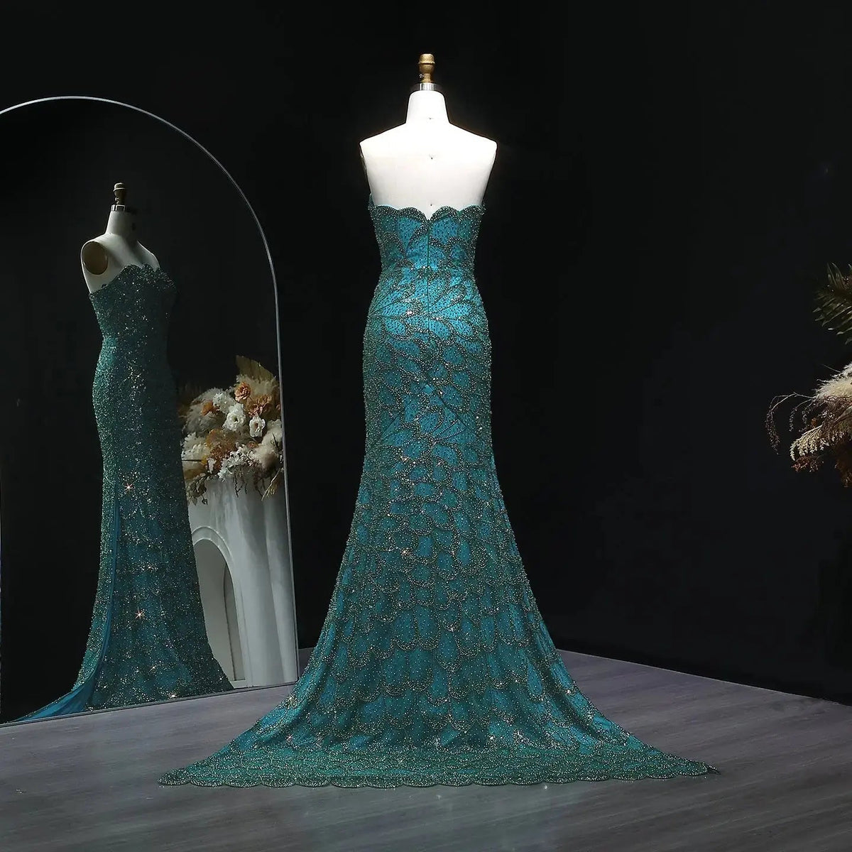 Elegant Strapless Emerald Green Evening Dress SS601