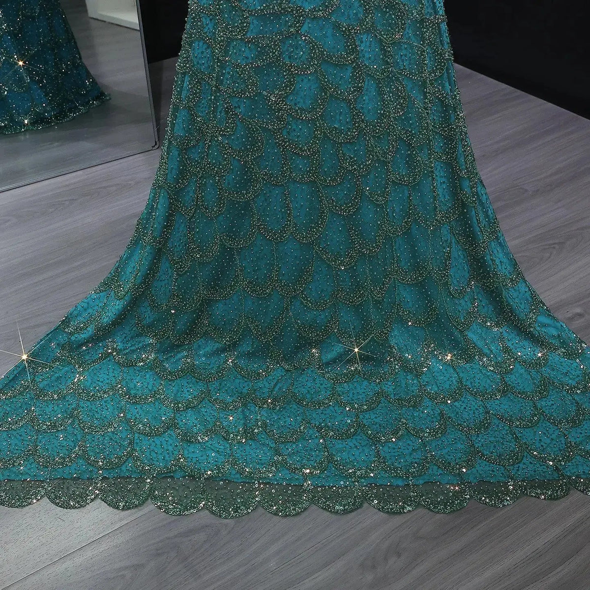 Elegant Strapless Emerald Green Evening Dress SS601
