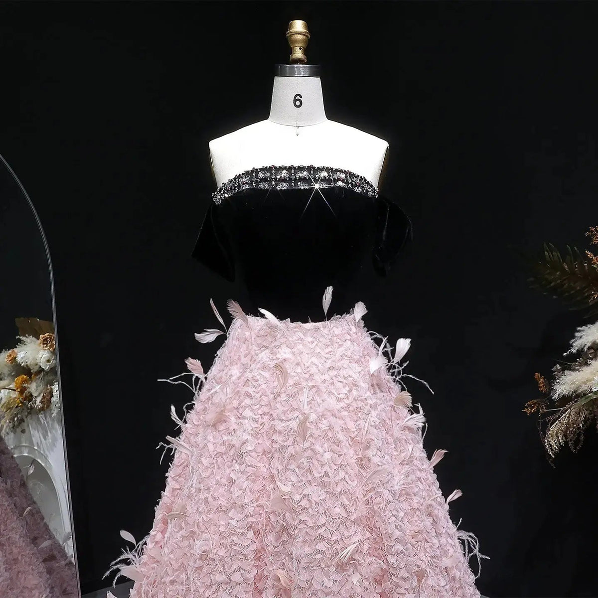Luxury Black and Pink 3D Floral Feather Strapless Evening Dress SS721