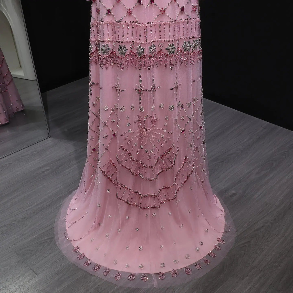 Luxury Pink Crystal Beaded Long Sleeve Embroidered Evening Dress SS220