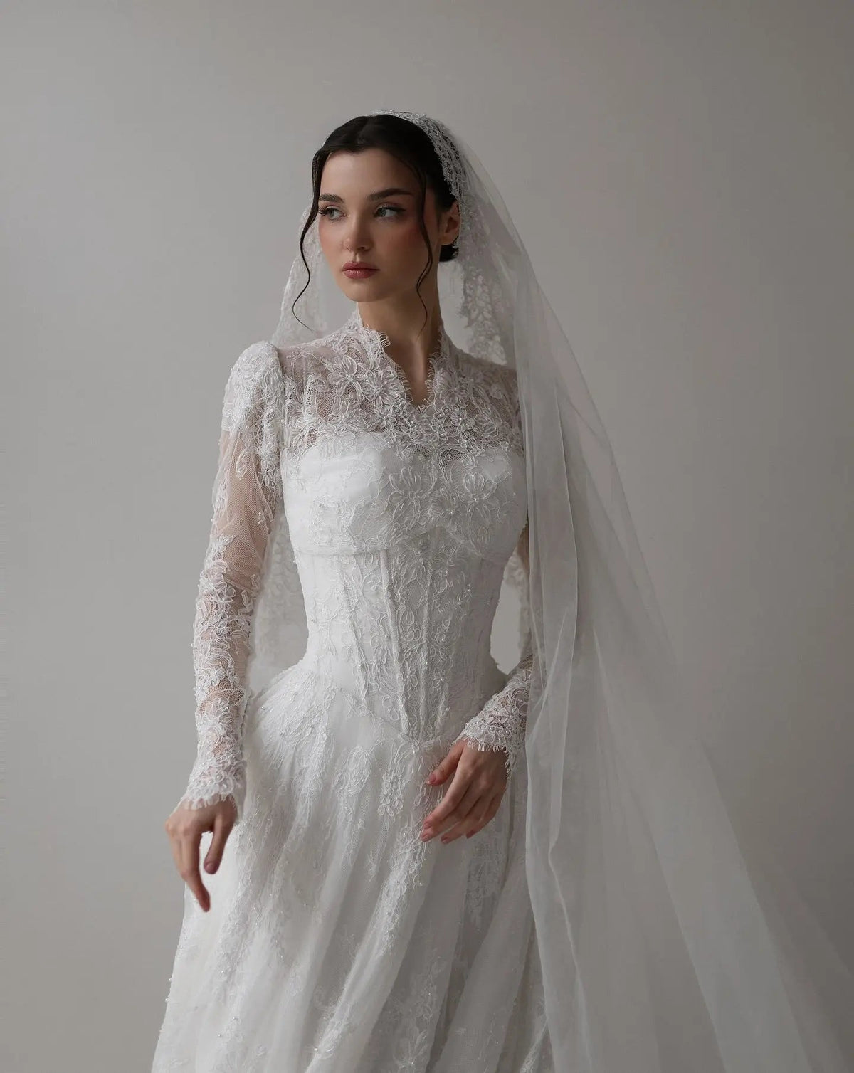 Romantic White Lace Long Sleeve A-Line Wedding Dress with Veil SW273