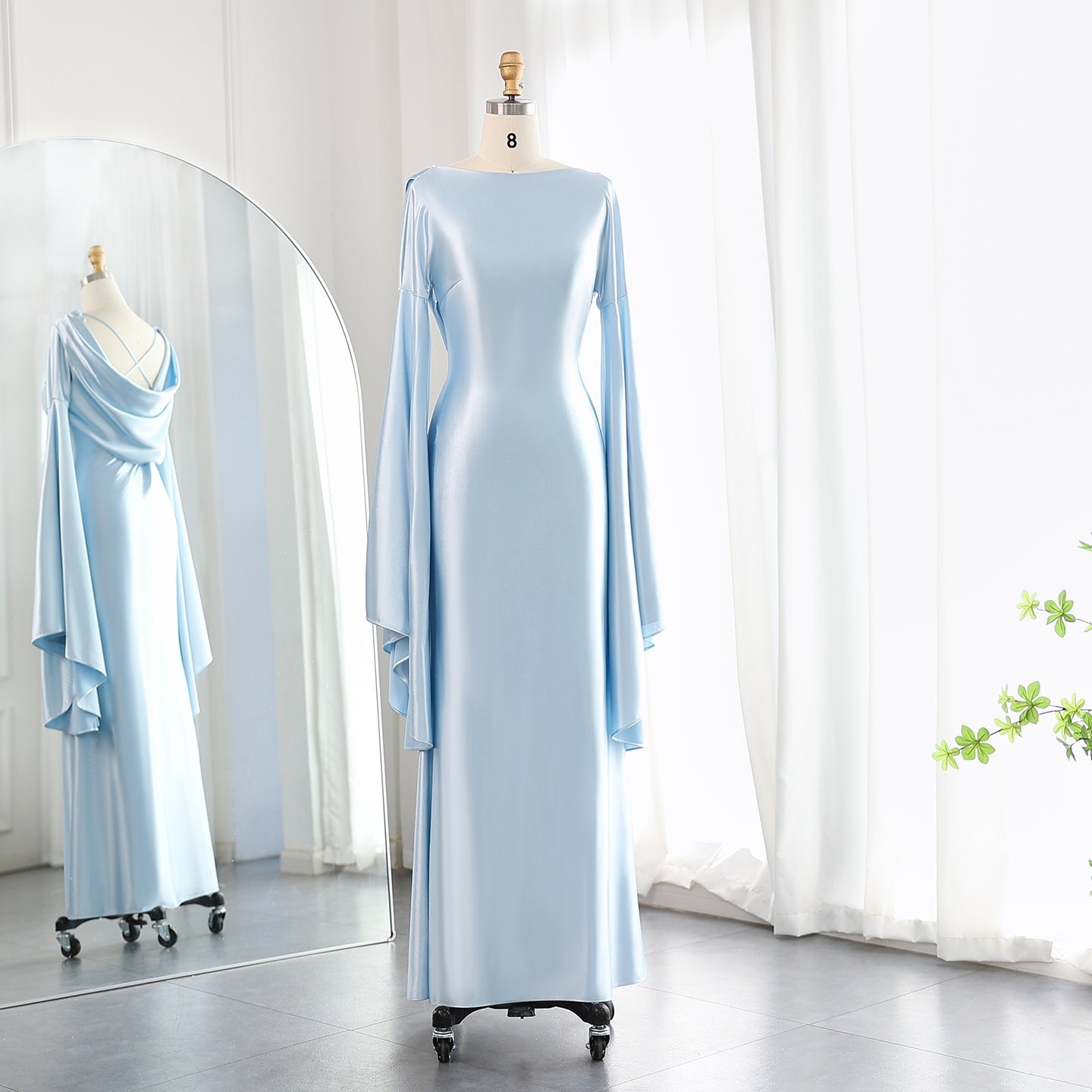 Elegant Light Blue Mermaid Evening Dress with Flare Long Sleeves SF027
