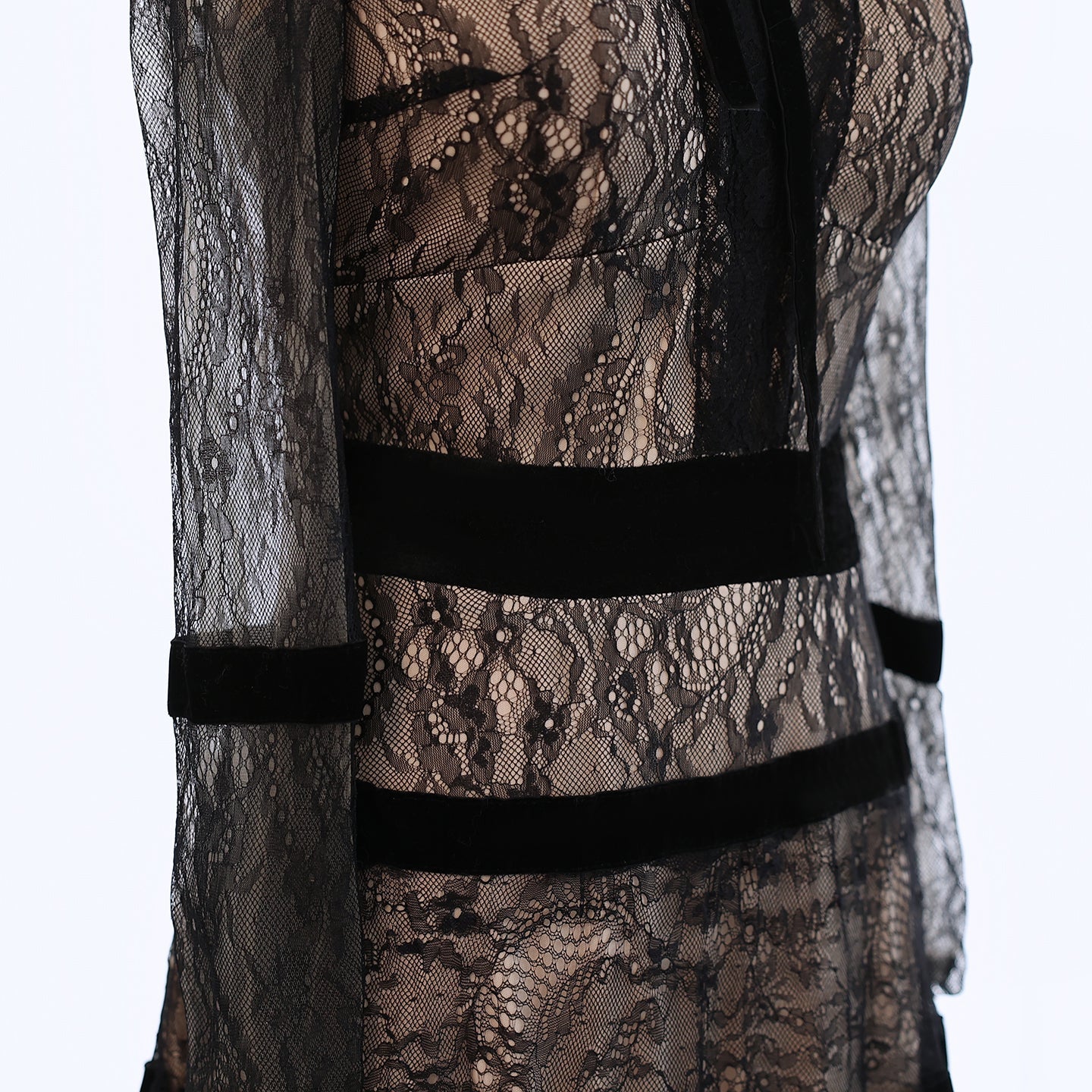 Elegant Black Long Sleeves Tiered Lace A-line Evening Dress SF023