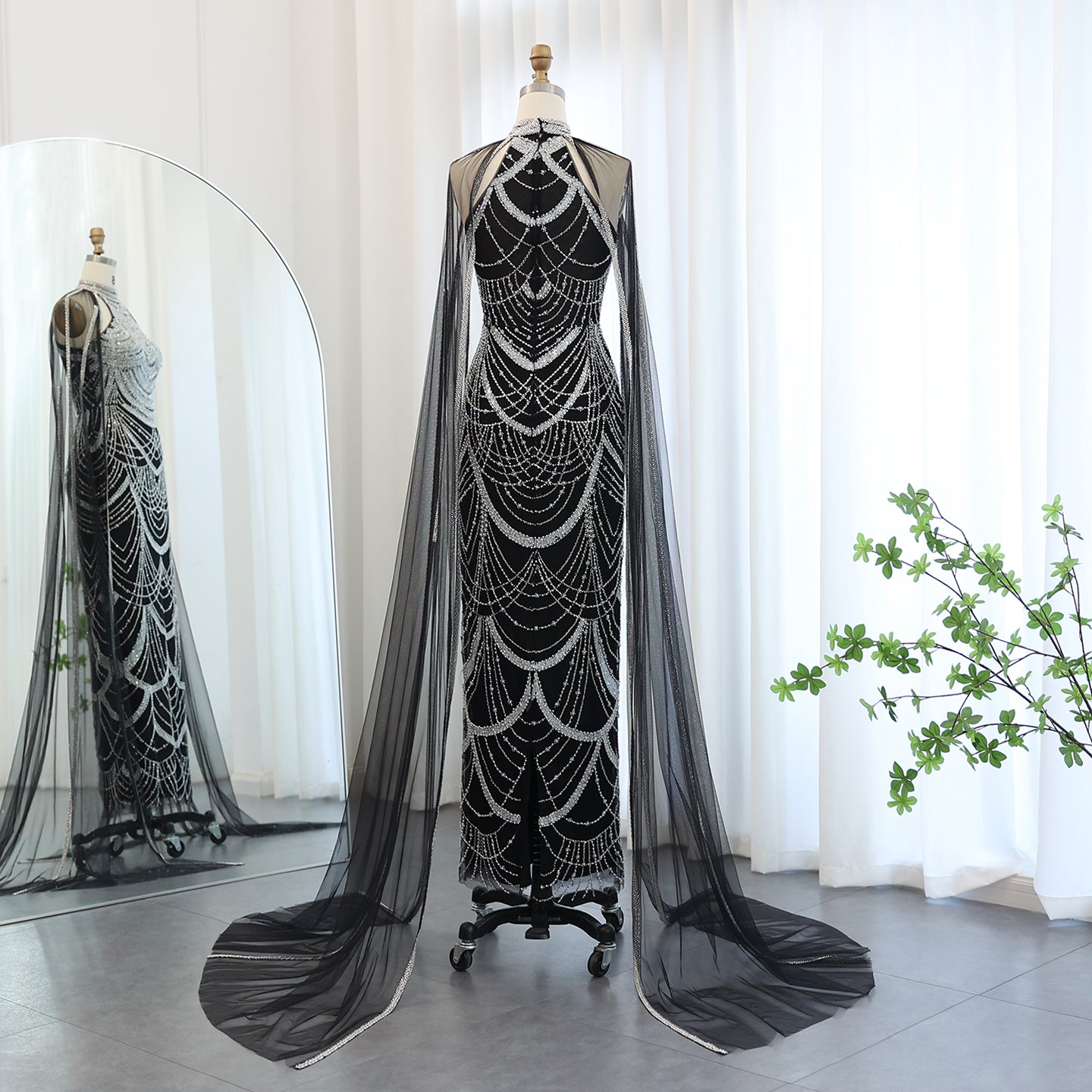 Luxury Pearls Black Evening Dresses with Cape Sleeves SS209