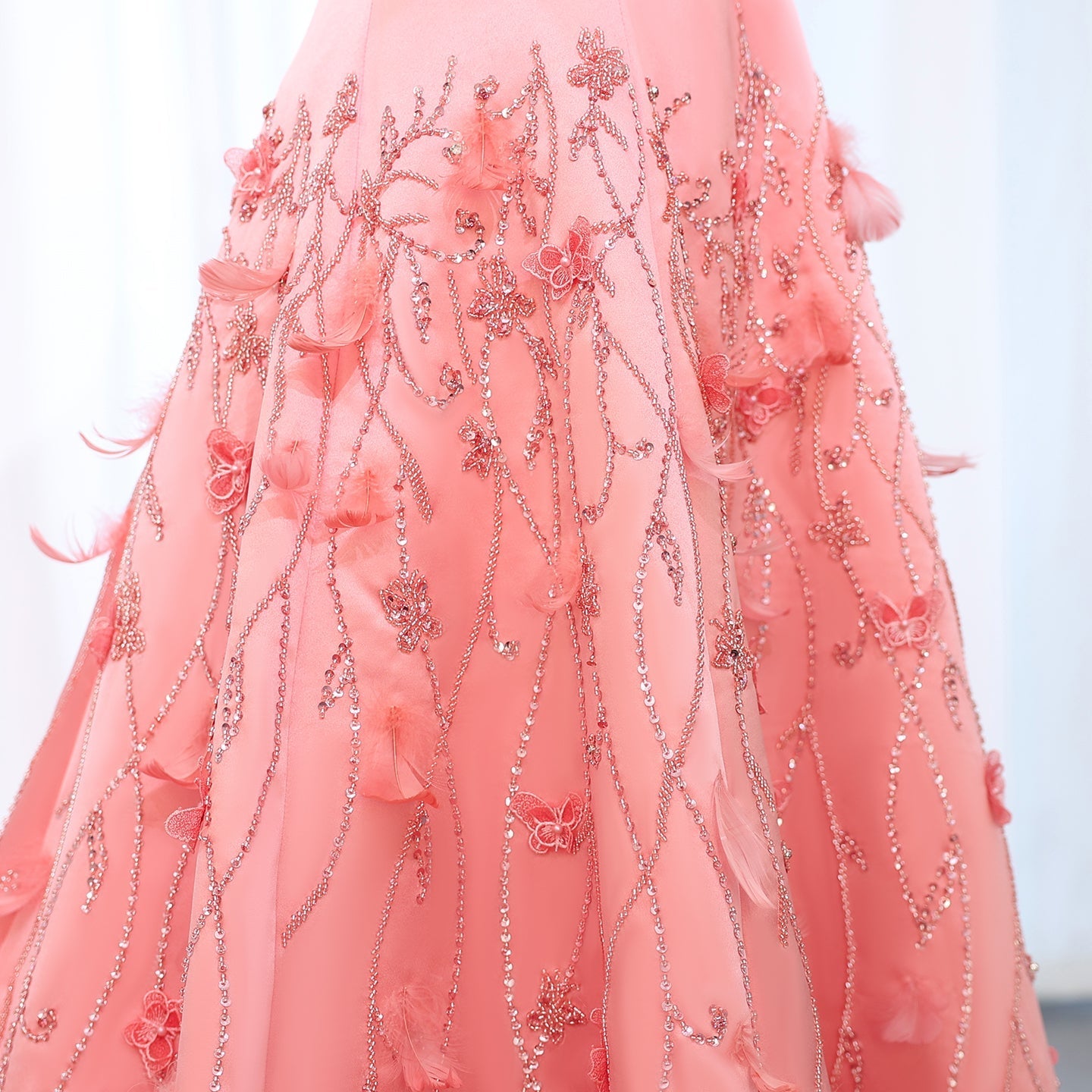 Luxury Feathers Coral Pink Beaded A-Line Evening Dresses SS470