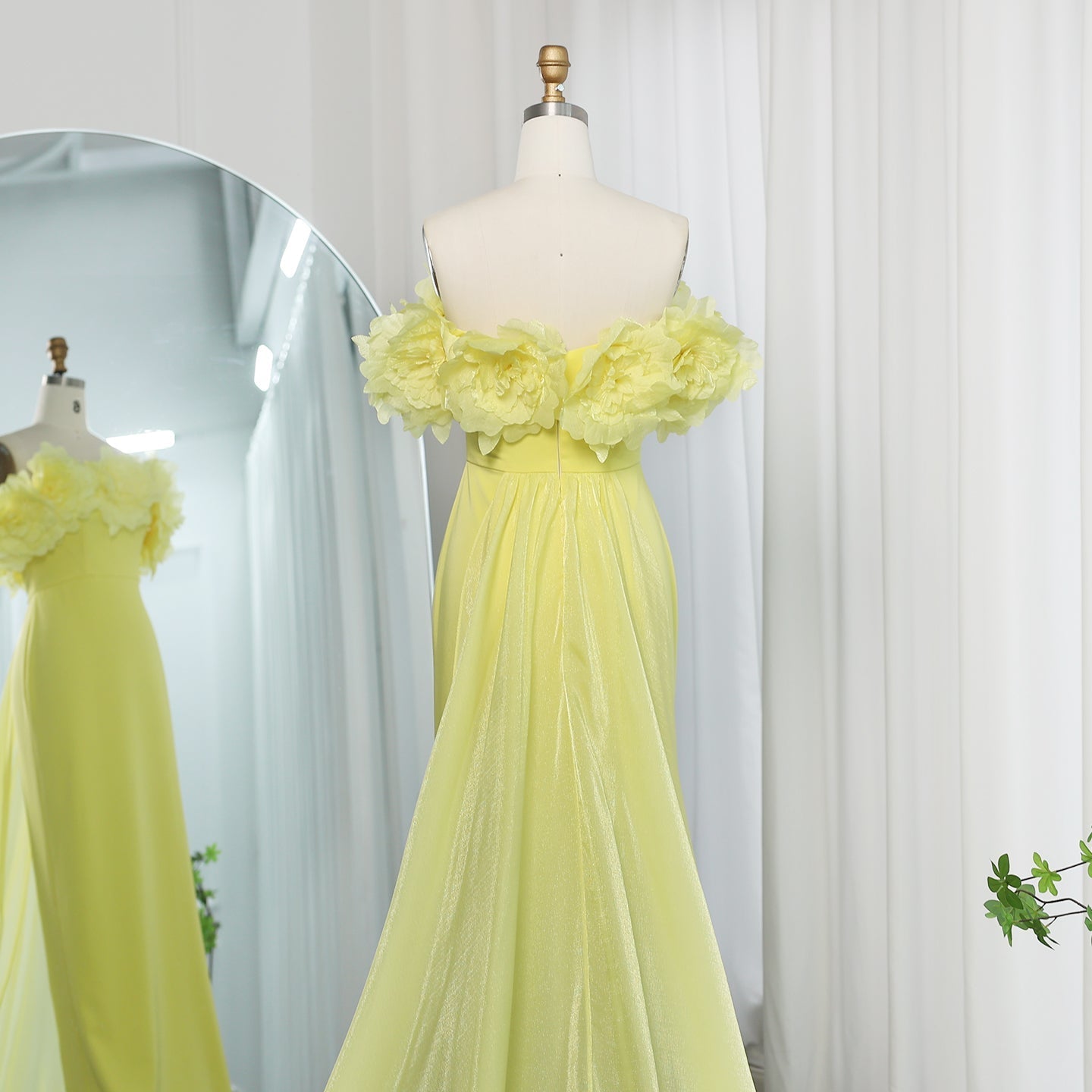 Elegant Light Yellow 3D Flowers Evening Dress with Overskirt SF013