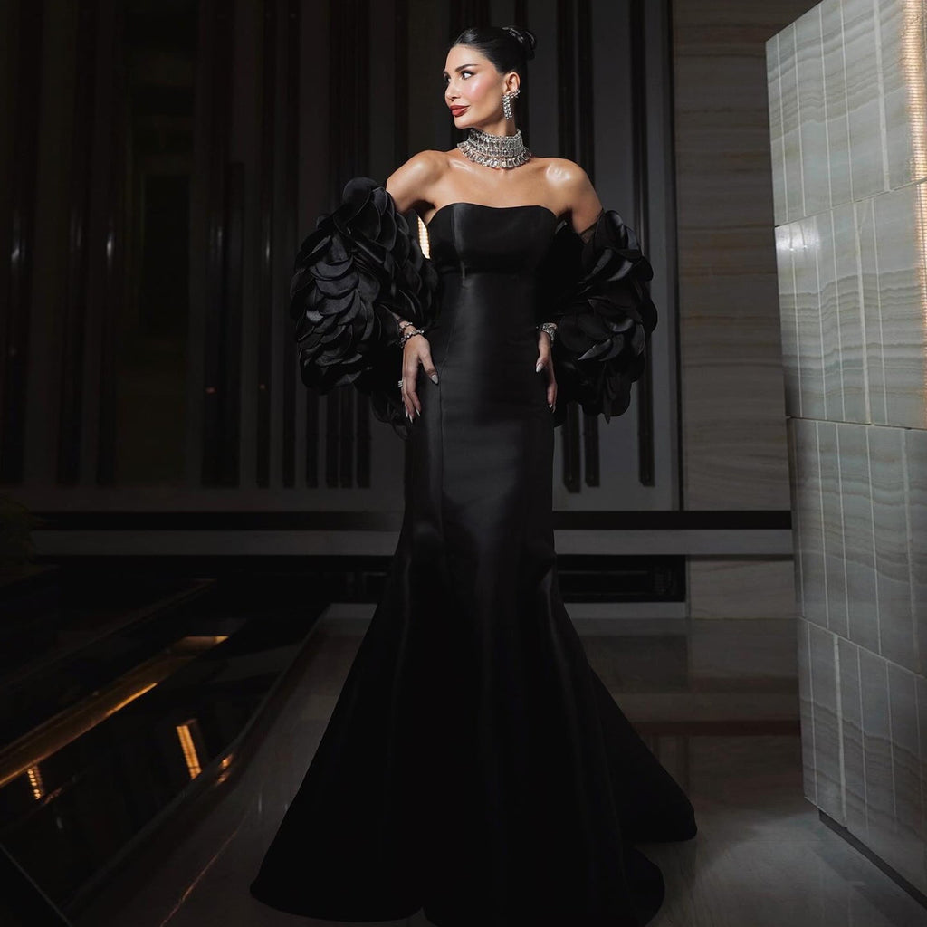 Luxury Black Strapless Ruffled Satin Mermaid Evening Dress SF588