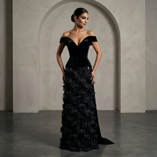 Luxury Black Sweetheart Neck Mesh Strips Evening Dress SF547