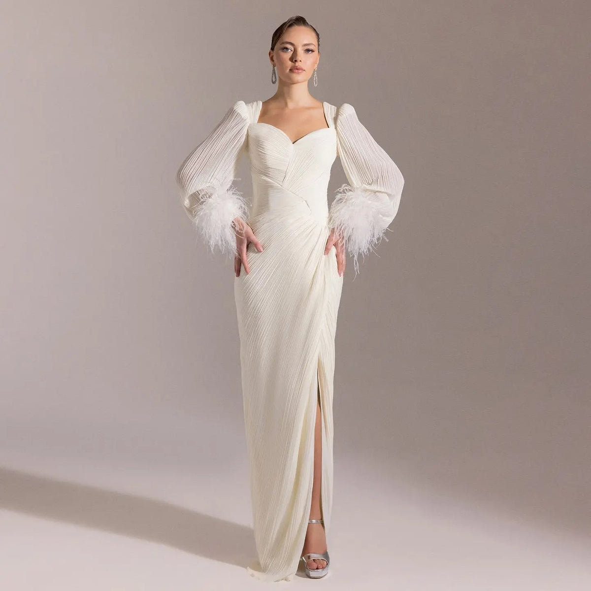 Luxury Feather Fuchsia Long Sleeves Evening Dress with Feathers and Overskirt SF411