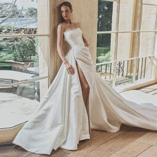Luxury Sexy High-Slit Elegant Bridal Wedding Dress with Veil SW580
