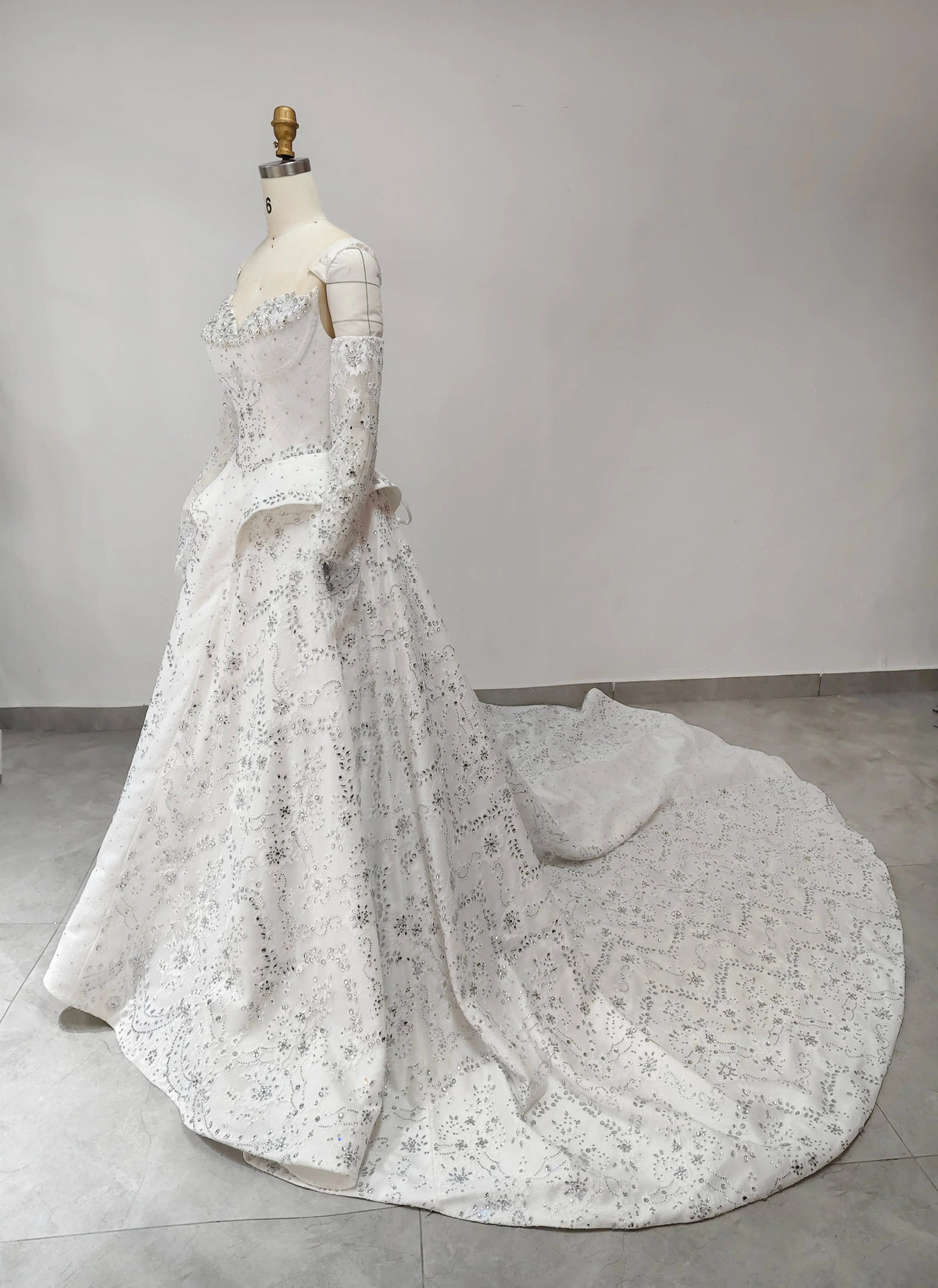 Luxury Off Shoulder Beaded Ball Gown Wedding Dress SW019