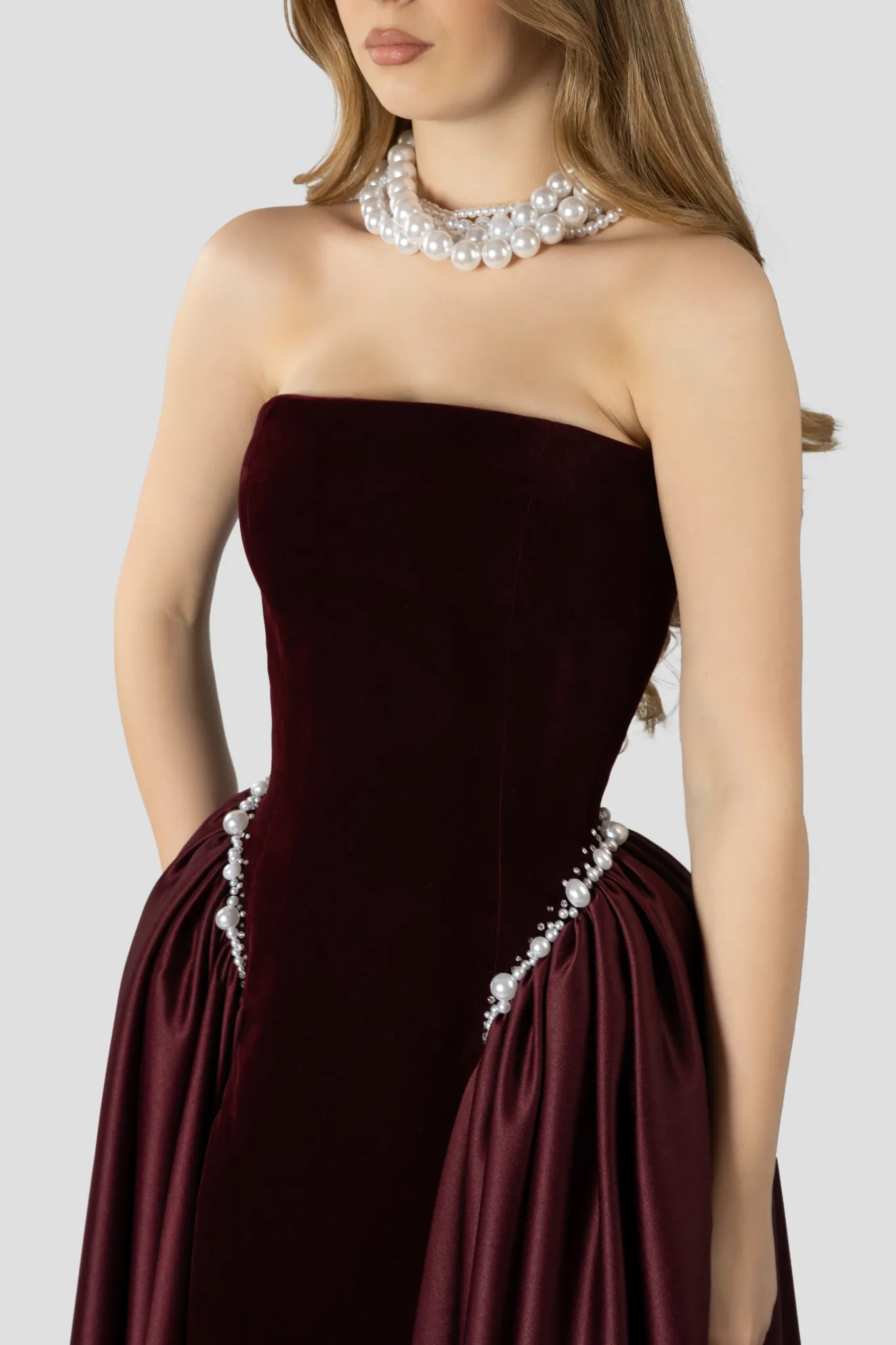 Elegant Black Strapless Evening Dress with Overskirt SF534