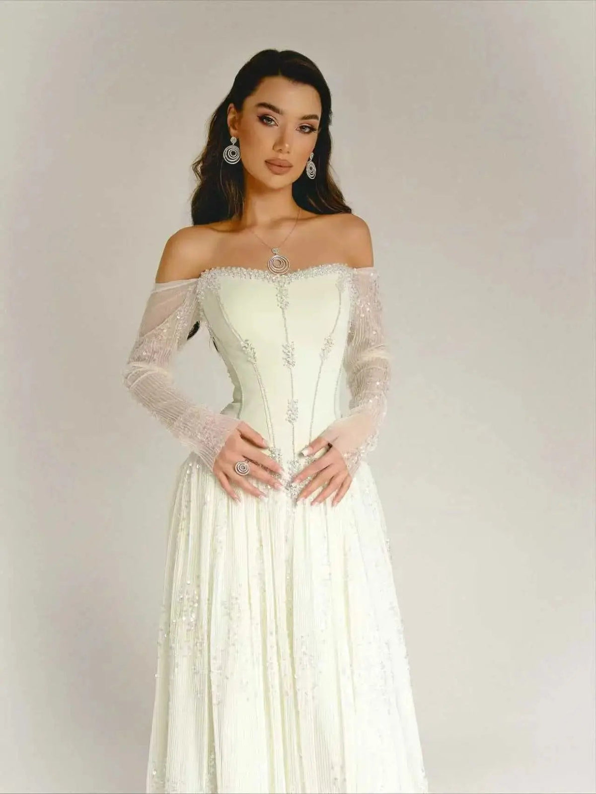 Luxury Beige Crystal Beaded Mesh Long Sleeve Evening Dress SS628