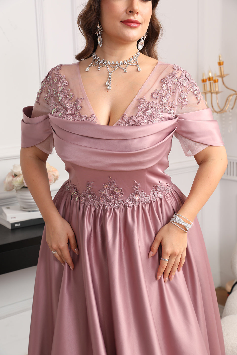 Elegant Luxury Pink Crystal Off-Shoulder Evening Dress SF627
