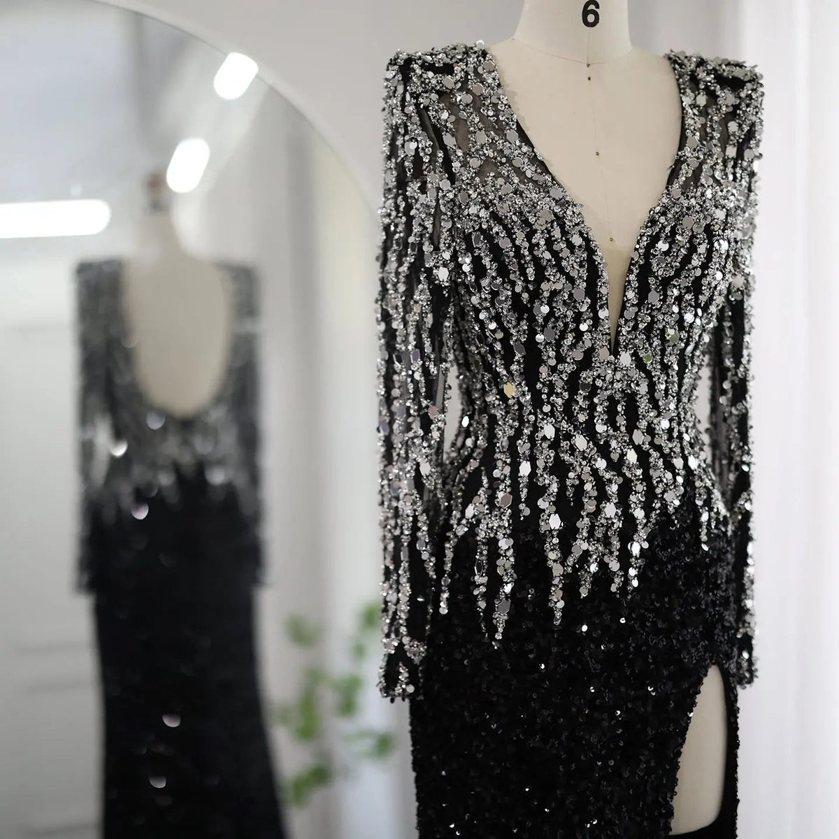Luxury Black V-Neck Long Sleeves Side Slit Evening Dress SS250
