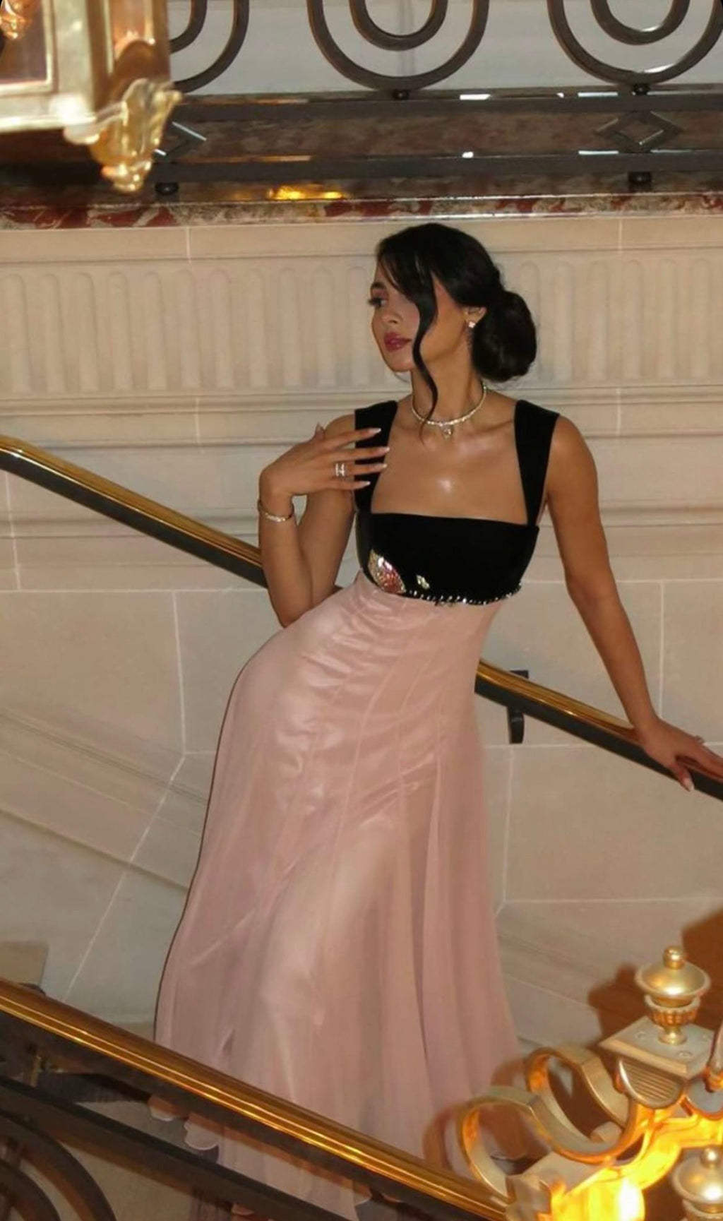 Luxury Beaded Pink Ruffles Chiffon Evening Dress SF195