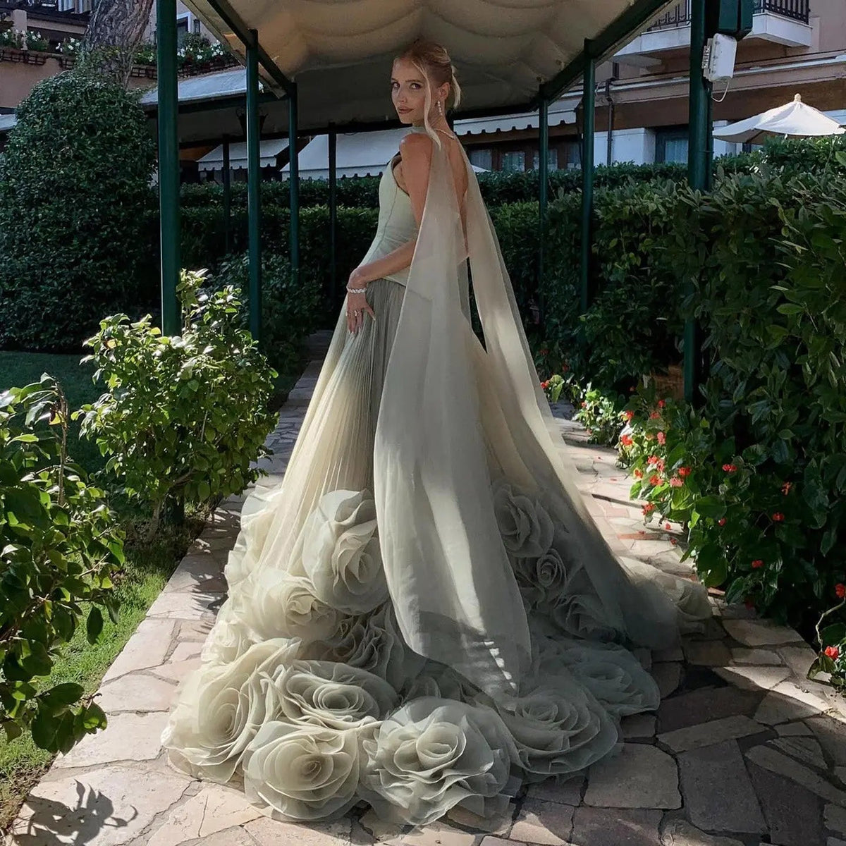Glamorous Mint Green Strapless Tulle Evening Dress with Cape SF 300