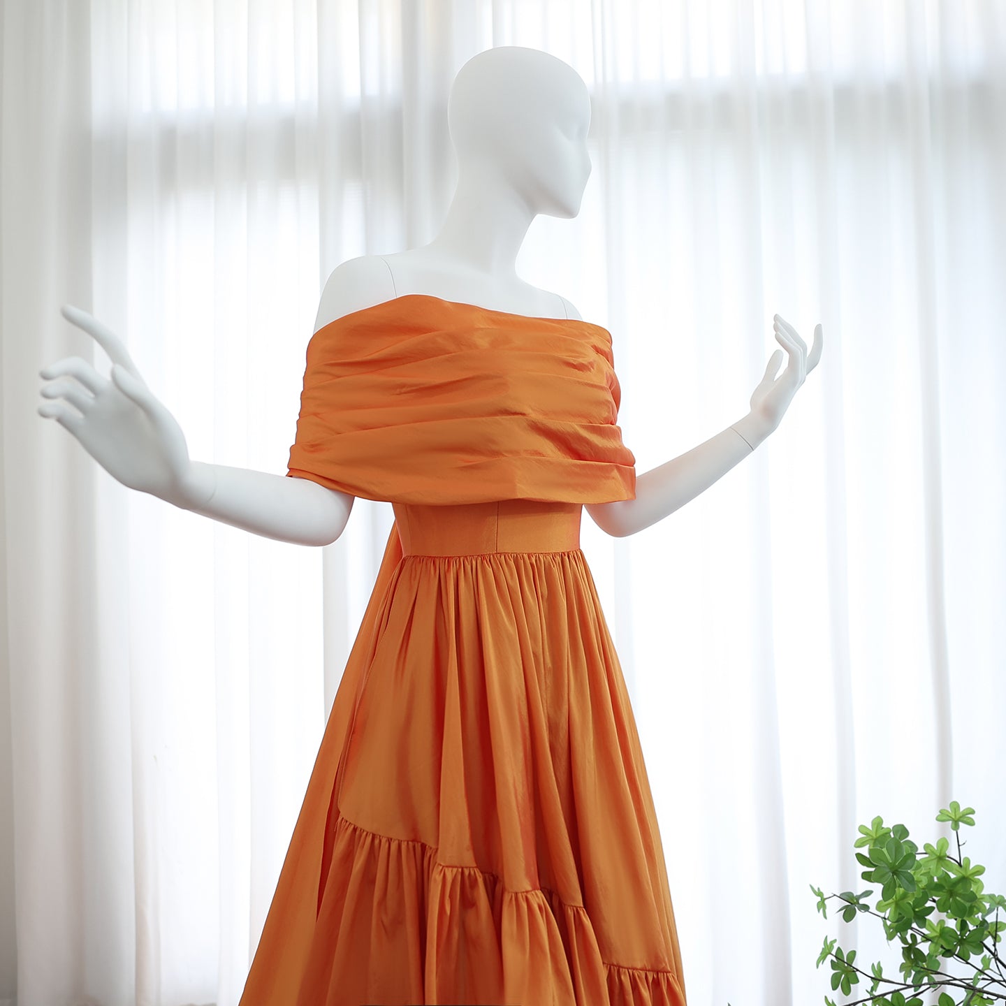 Elegant Pink A-Line Strapless Pleats Satin Evening Dress SF020