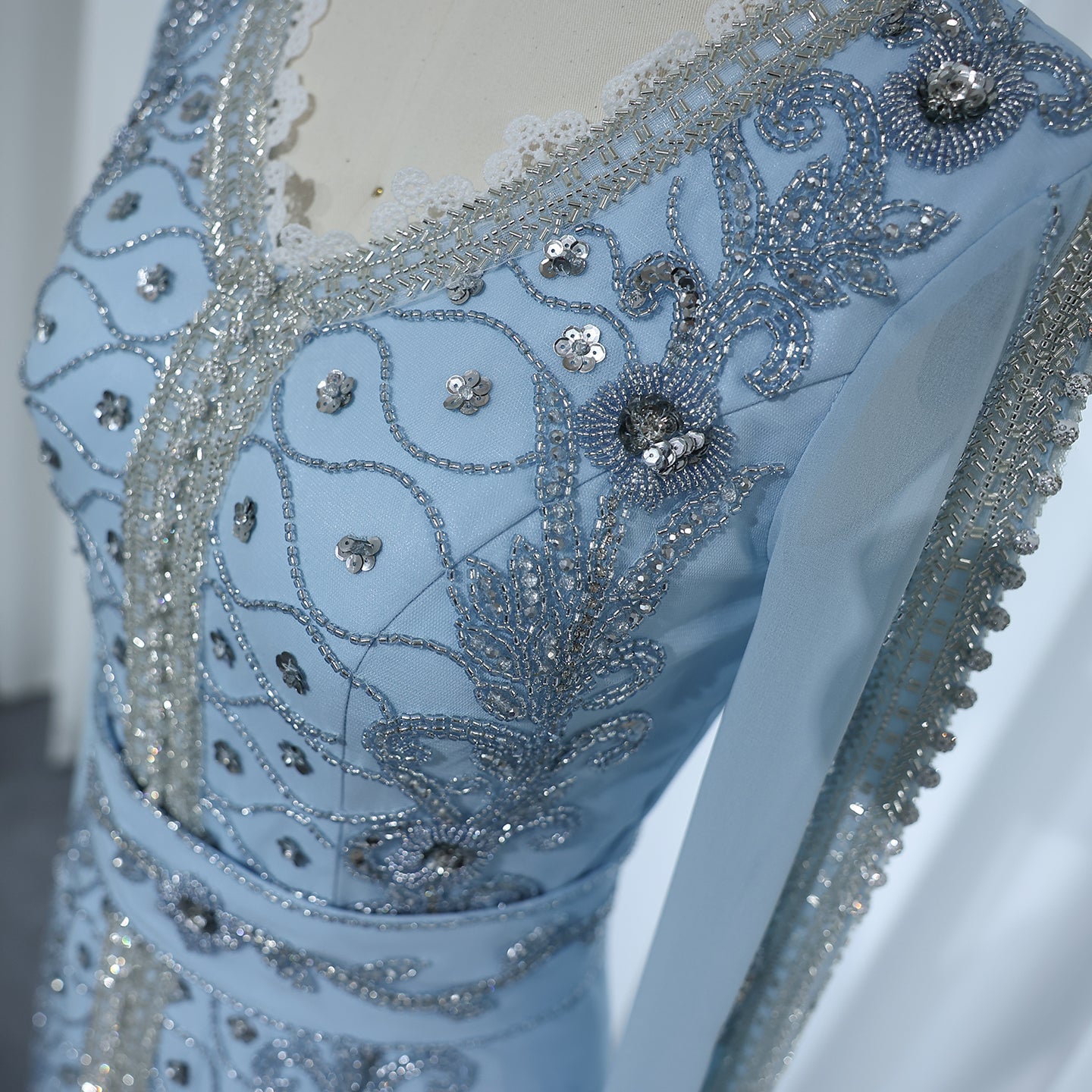 Luxury Beaded Blue Long Sleeve Evening Dresses SS404