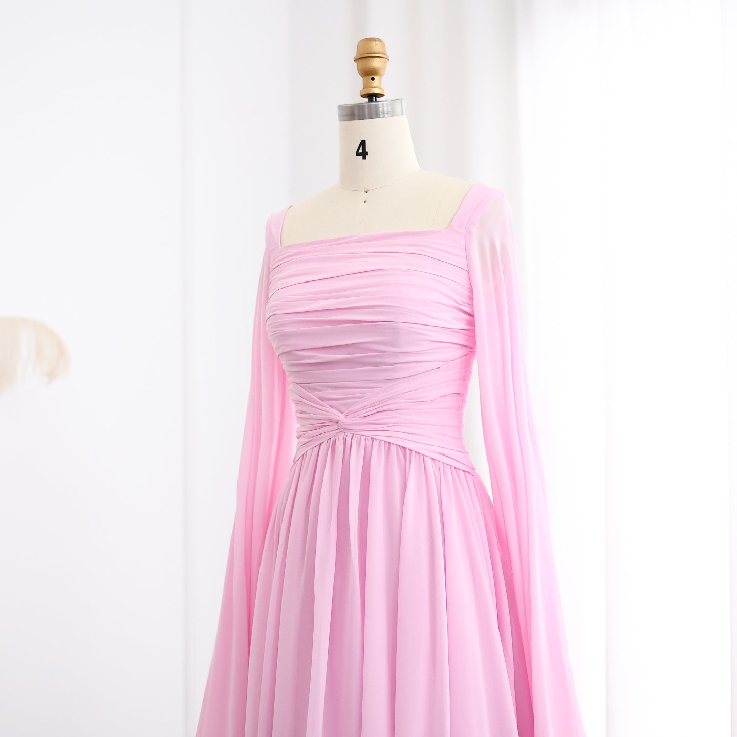 Elegant Red A-Line Chiffon Evening Dress with Cape Sleeves SF032