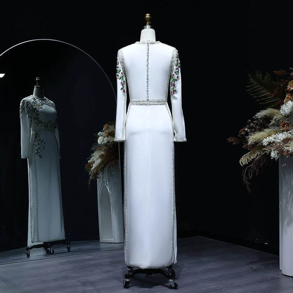Elegant White Long Sleeves Embroidery Flora Evening Dress SS541
