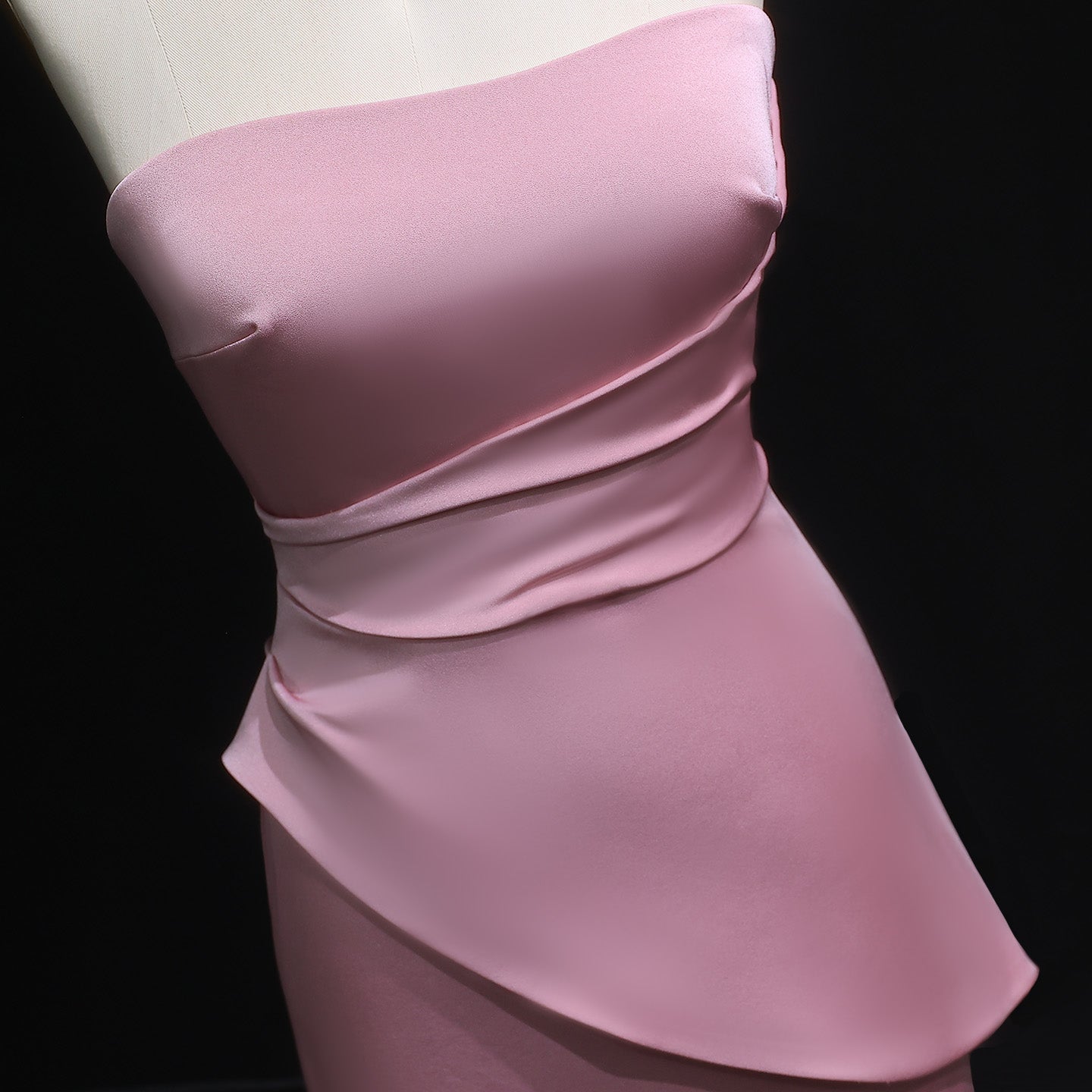 Elegant Coral Pink Strapless Evening Dress with Pleats SF213