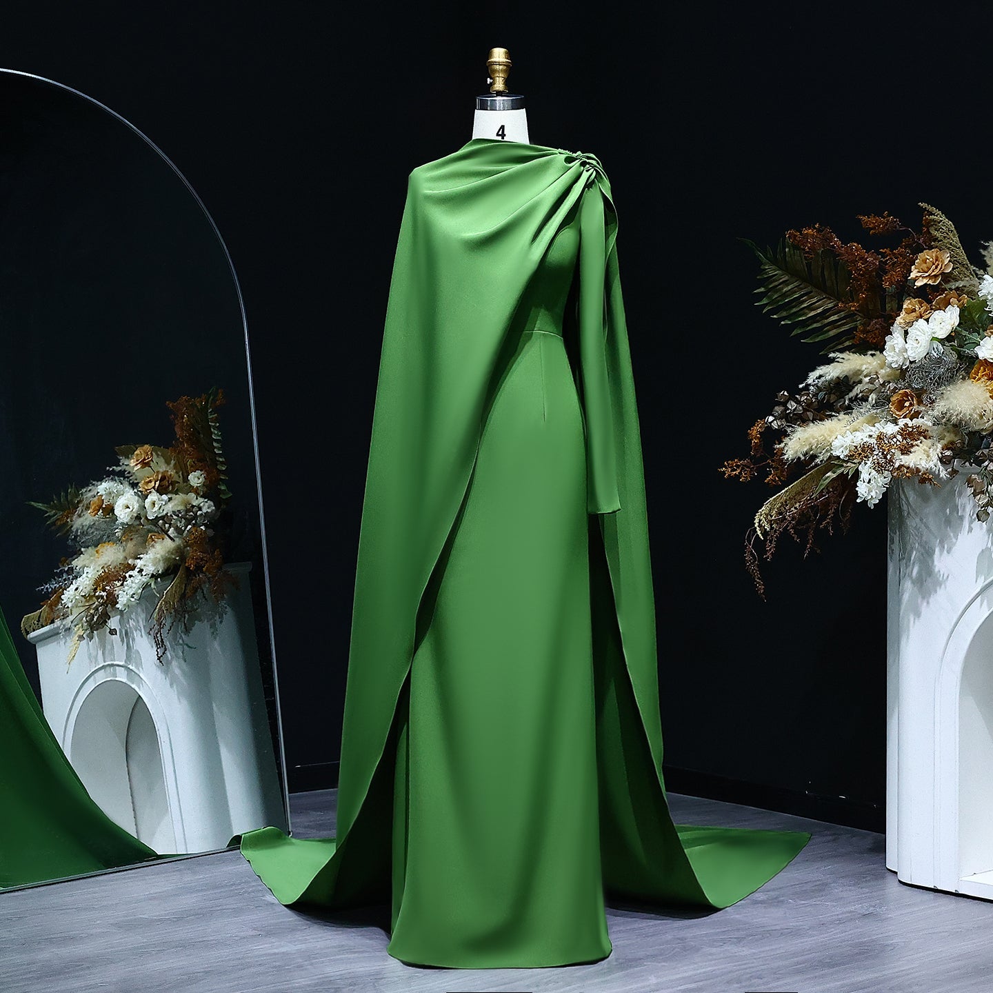 Luxury Green Long Sleeves Mermaid Satin Evening Dress with Cape SF068