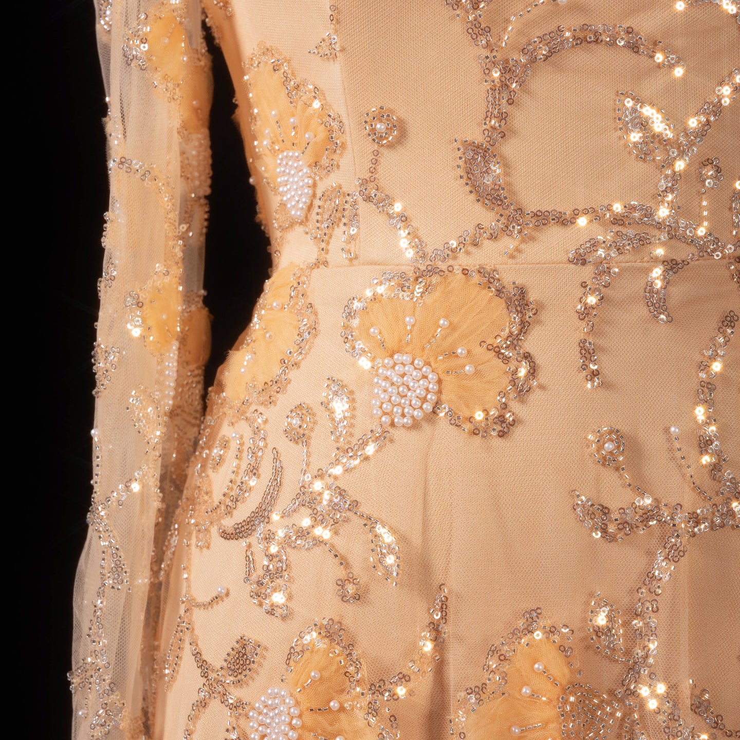 Elegant Pink Long Sleeve Beaded Embroidered Evening Dress SS638