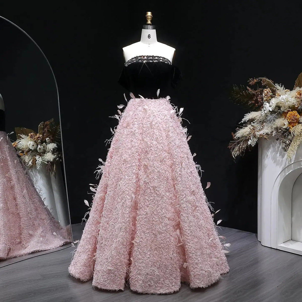 Luxury Black and Pink 3D Floral Feather Strapless Evening Dress SS721