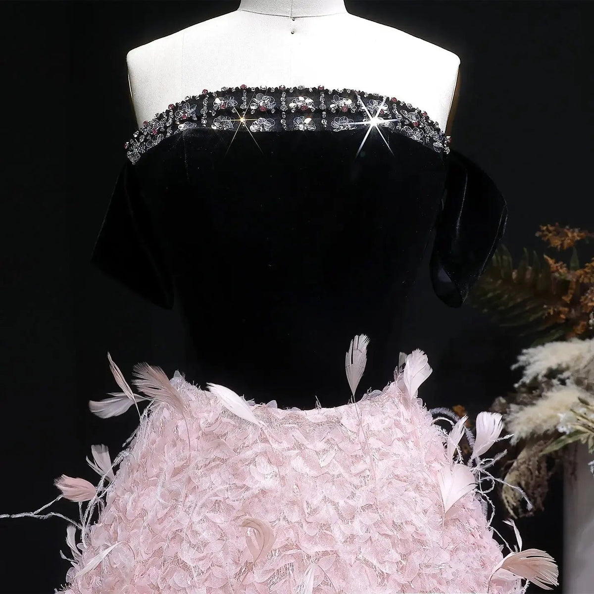 Luxury Black and Pink 3D Floral Feather Strapless Evening Dress SS721