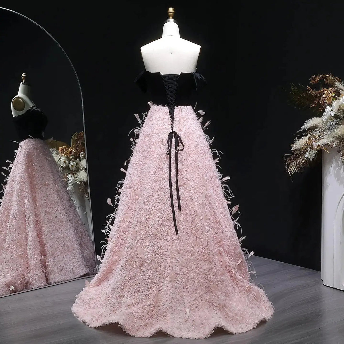 Luxury Black and Pink 3D Floral Feather Strapless Evening Dress SS721