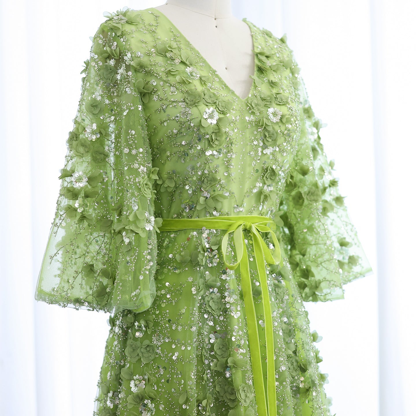 Sexy V-neck Green 3D Embroidered Flowers A-Line Evening Dress SS354