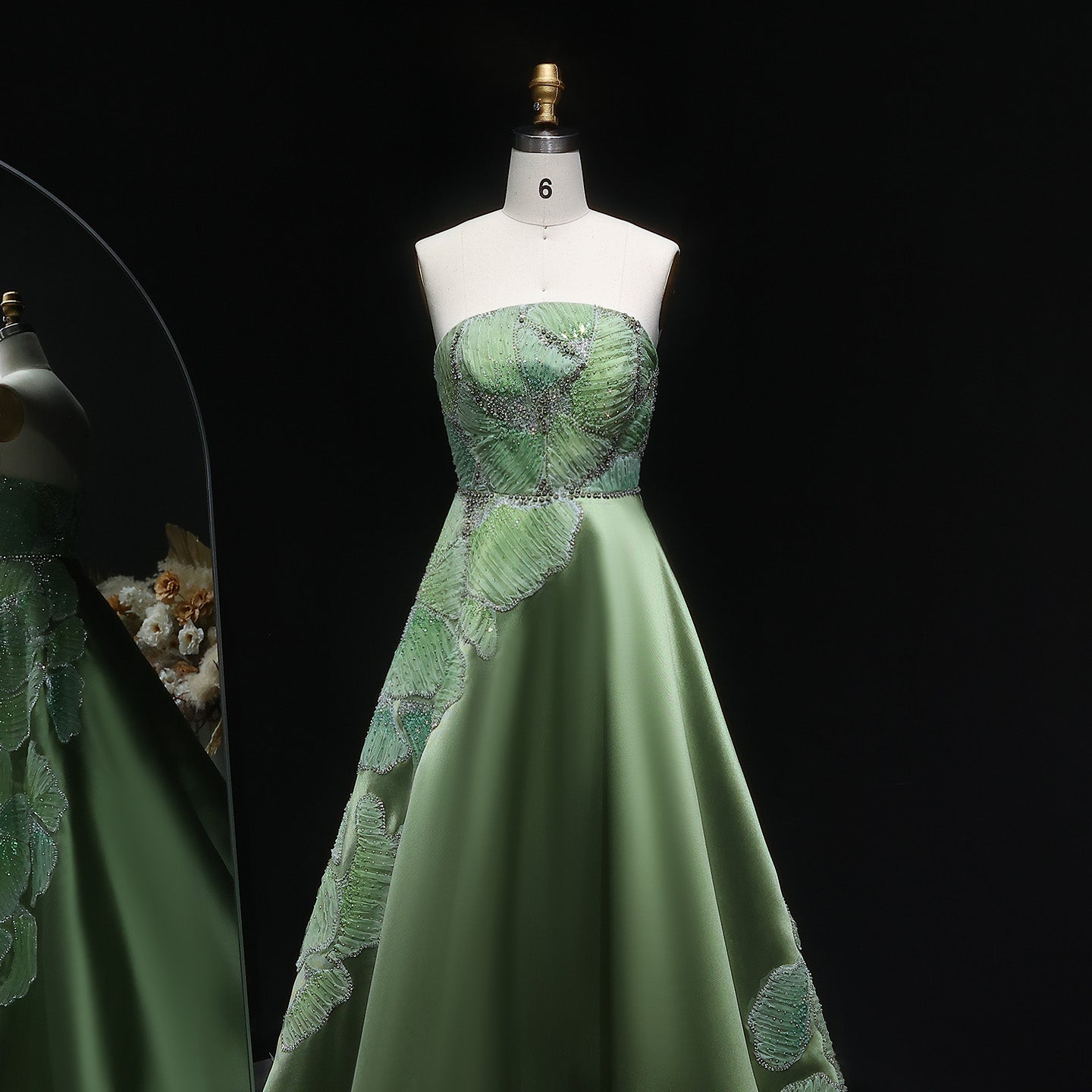Luxury Embroidered Green Strapless Satin Evening Dress XD077