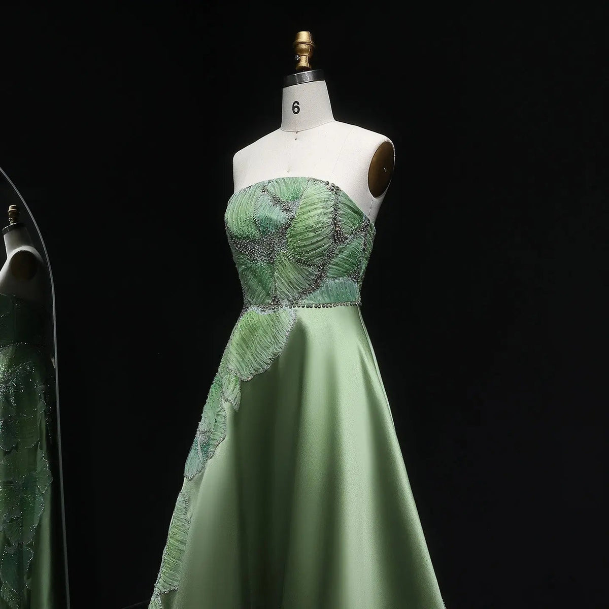Luxury Green Strapless Embroidered Satin Evening Dress XD077