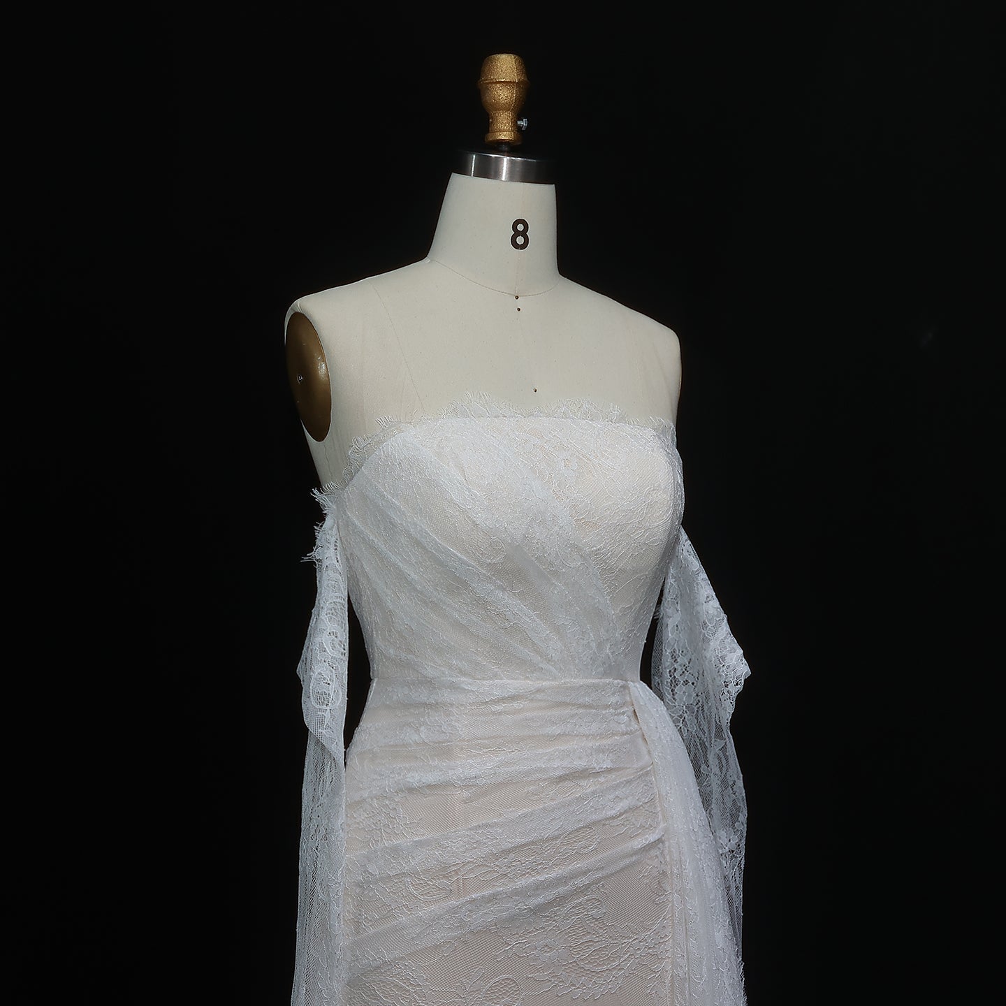 Elegant White Strapless Lace Evening Dress with Gloves SF373
