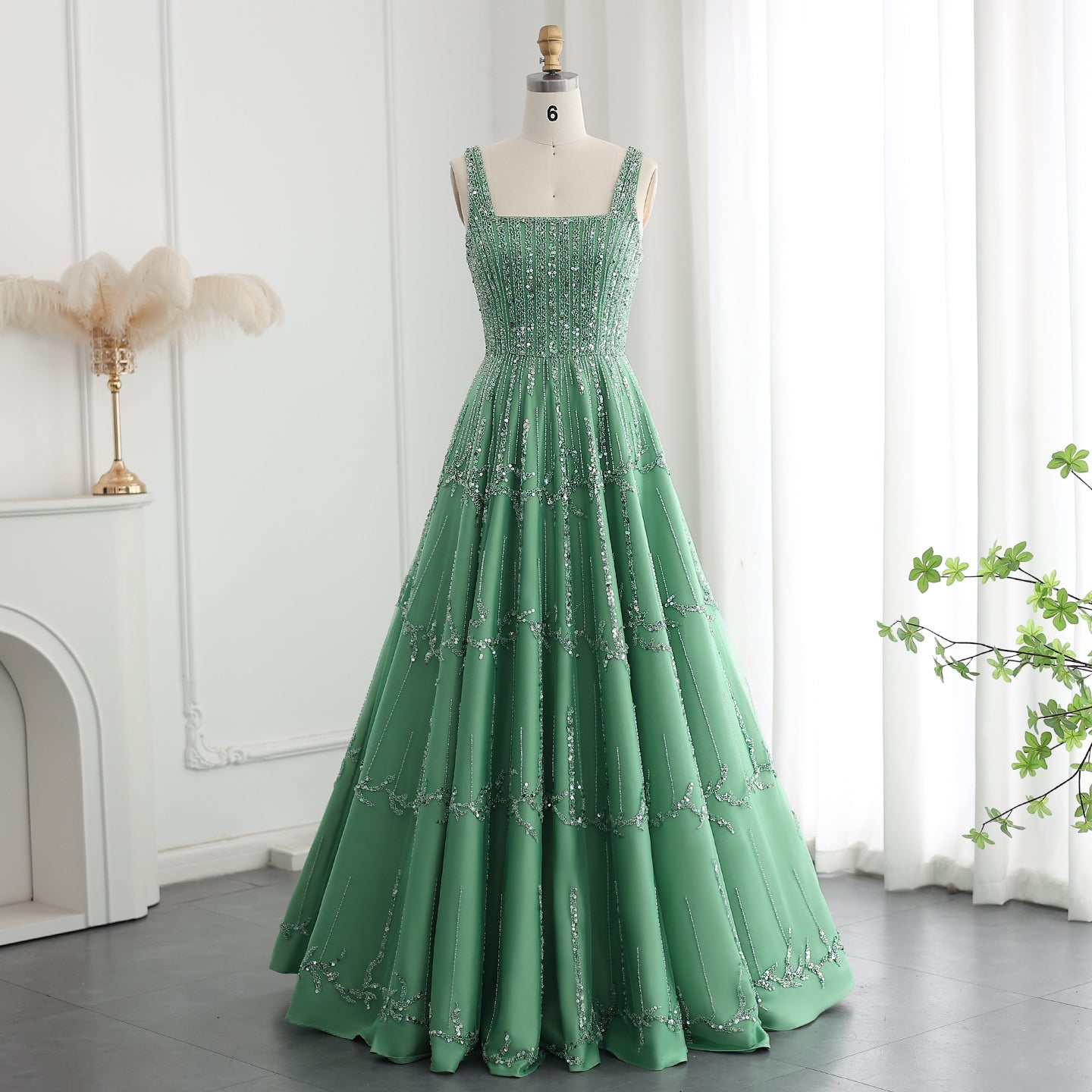 Luxury Beaded Spaghetti Straps Green Evening Dresses with Sequin SS225