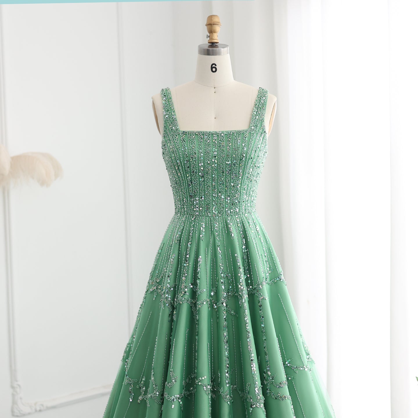 Luxury Beaded Spaghetti Straps Green Evening Dresses with Sequin SS225