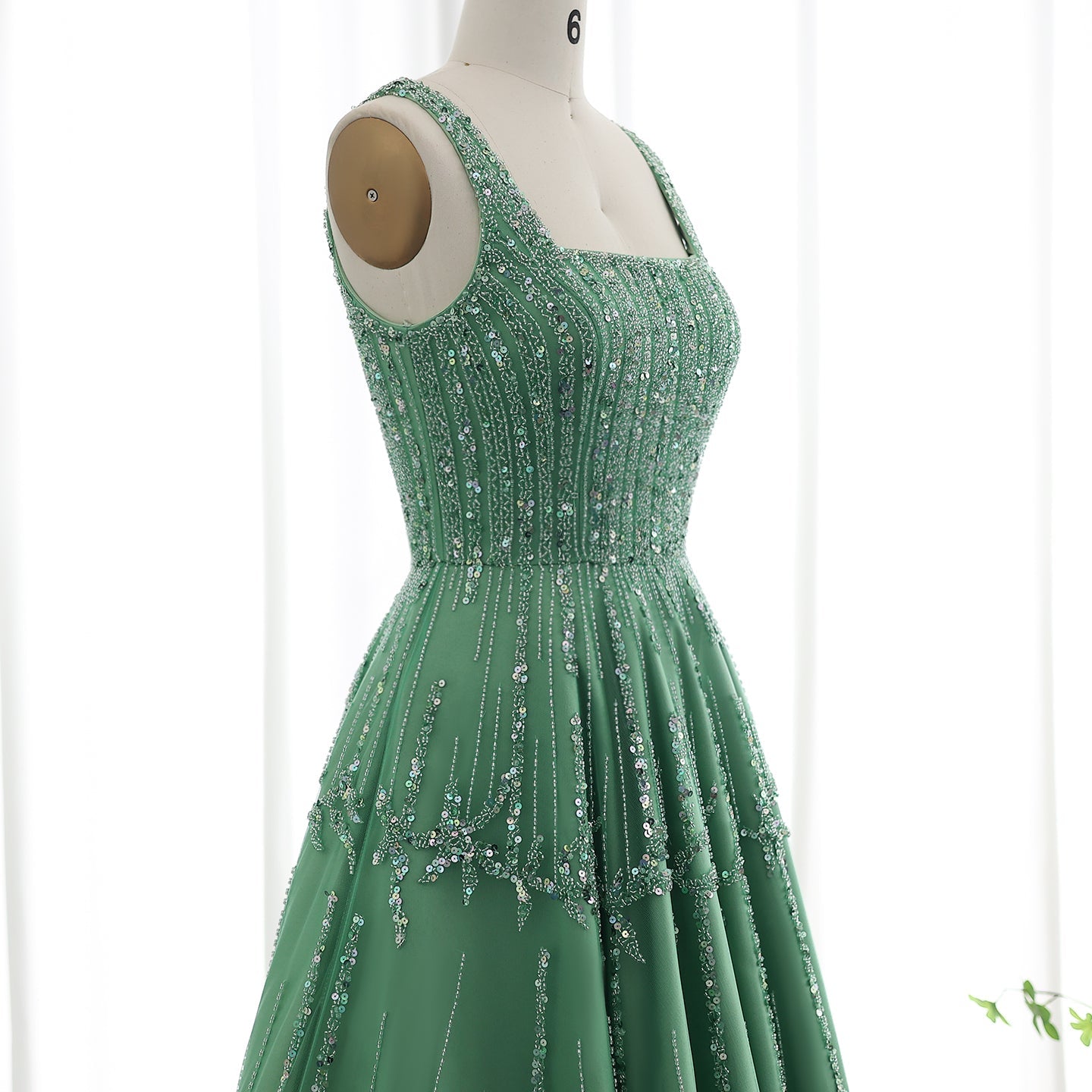 Luxury Beaded Spaghetti Straps Green Evening Dresses with Sequin SS225
