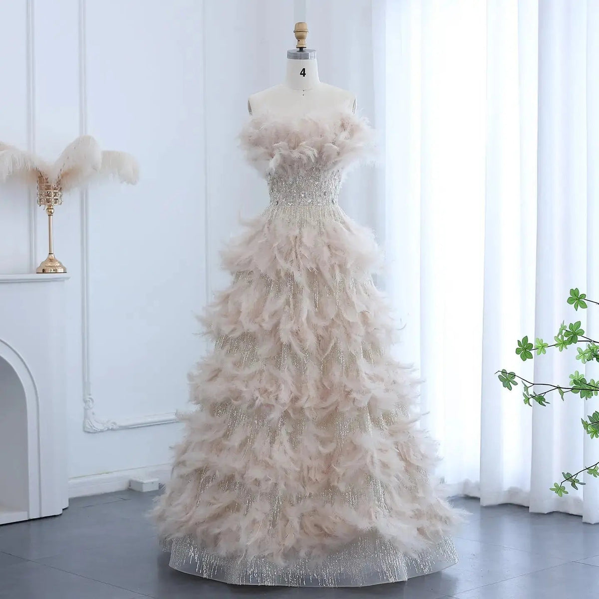 Luxury Feathers Strapless Ball Gown Evening Dress SS732