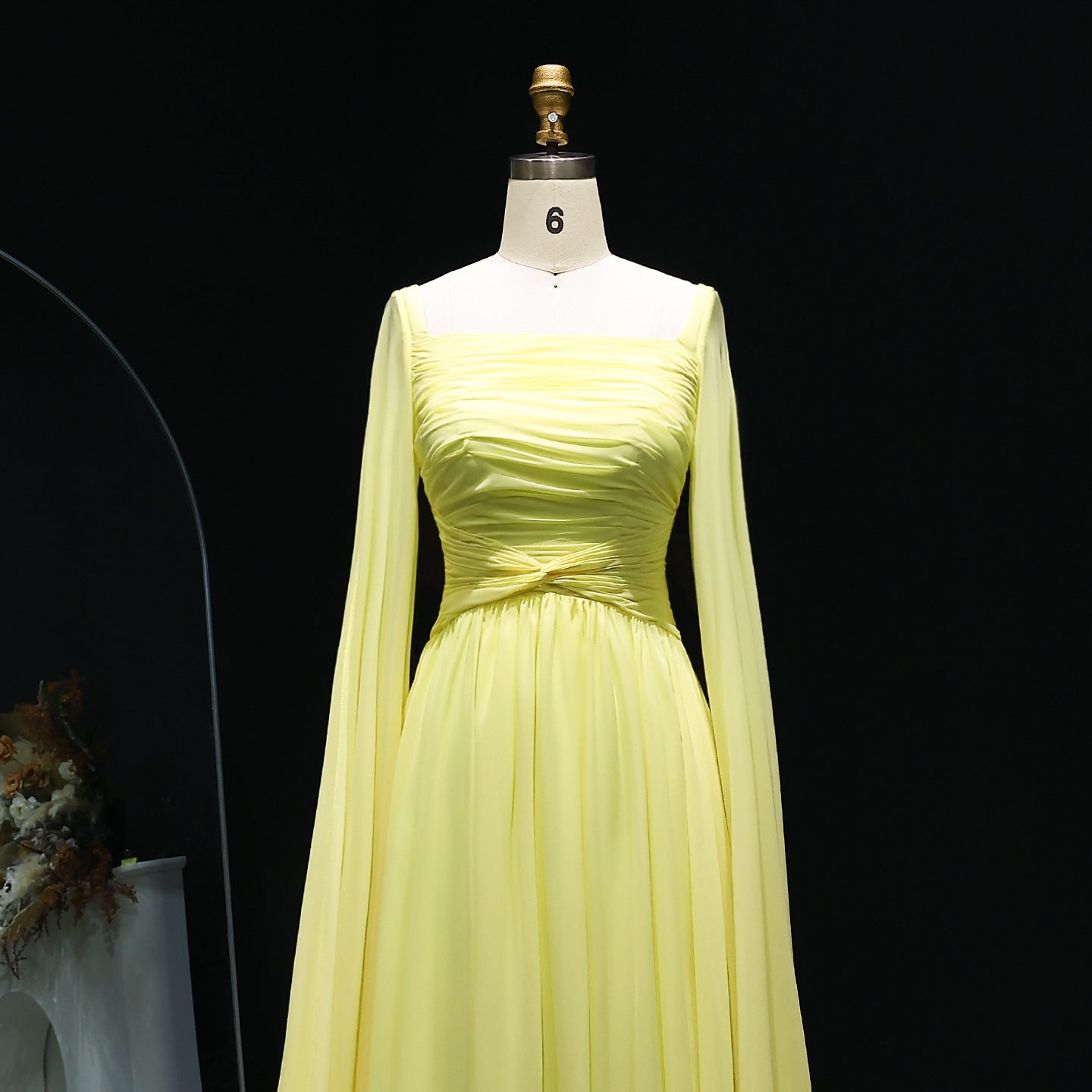 Elegant Red A-Line Chiffon Evening Dress with Cape Sleeves SF032