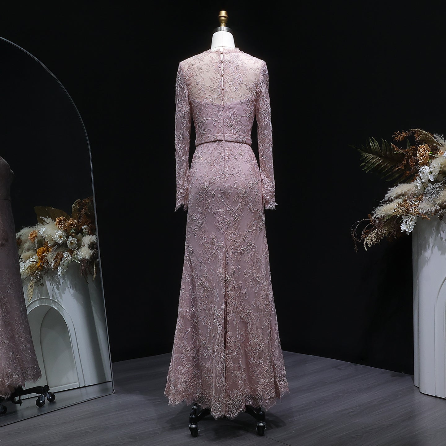 Luxury Nude Pink Lace Beaded Long Sleeve Fitted Evening Dress SF405