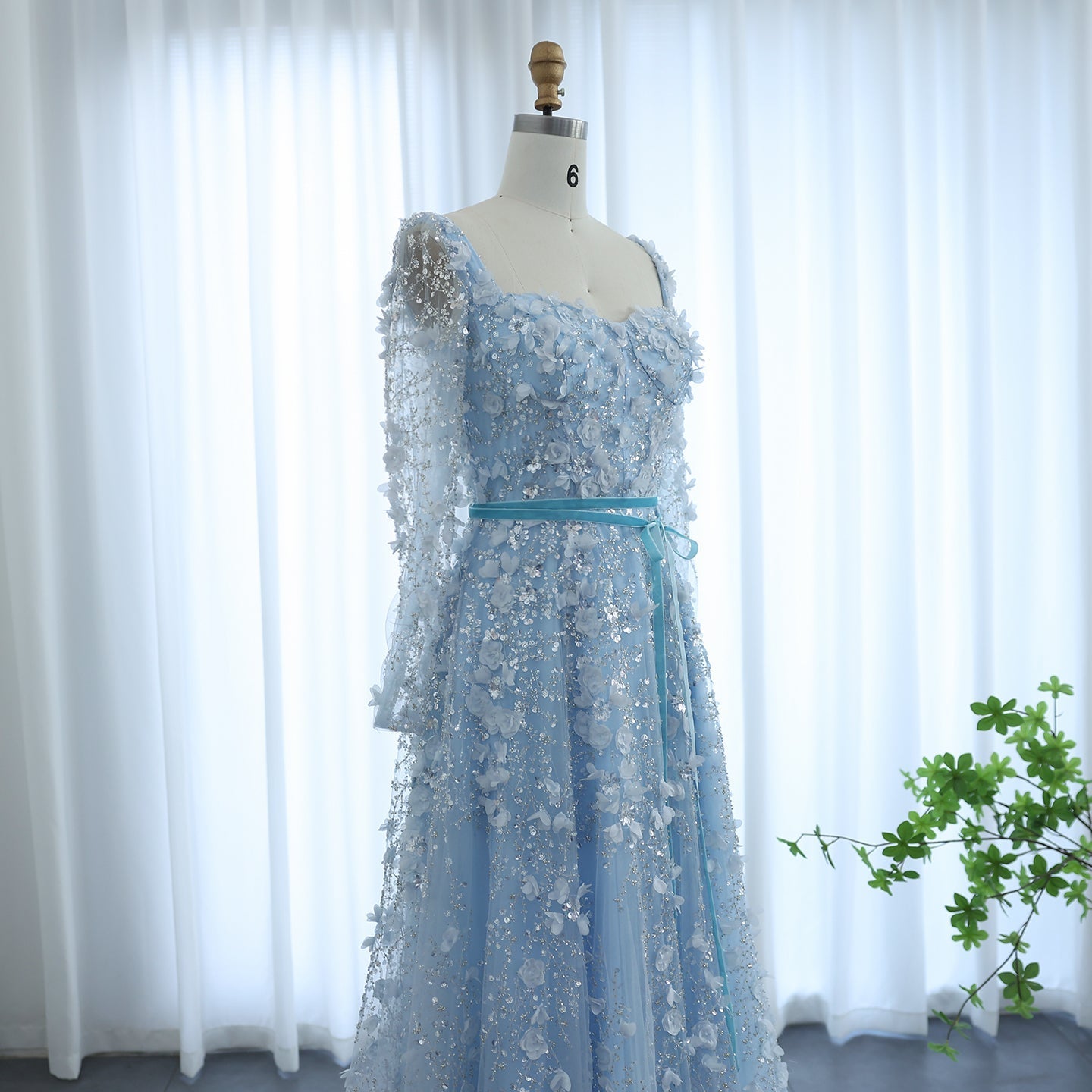 Luxury 3D Flower Gray Long Sleeves A-Line Evening Dress SS353
