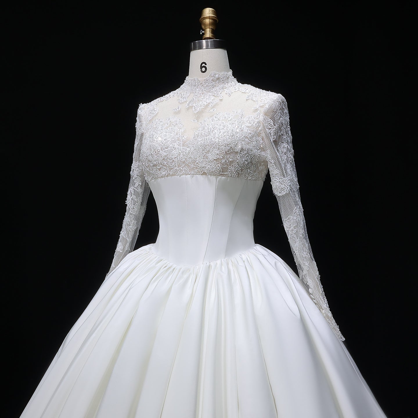 Elegant Long Sleeve Lace Ball Gown Wedding Dress SW075