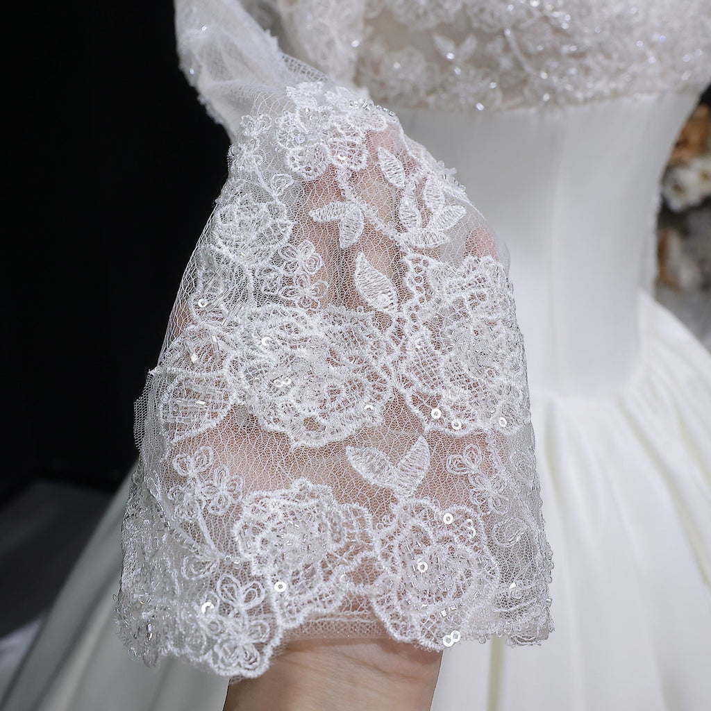 Elegant Long Sleeve Lace Ball Gown Wedding Dress SW075