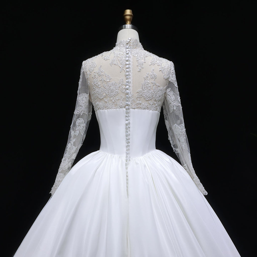 Elegant Long Sleeve Lace Ball Gown Wedding Dress SW075