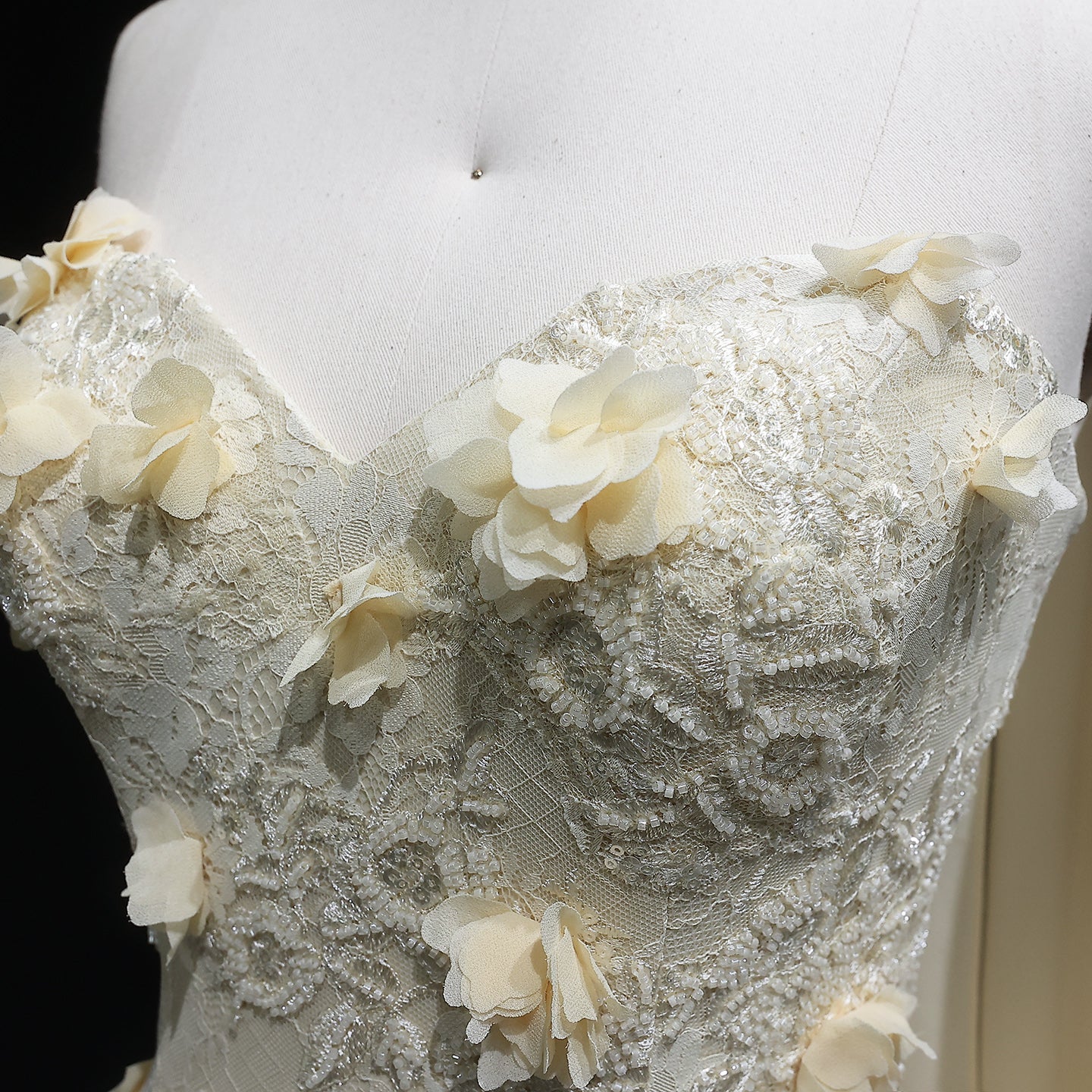 Elegant Light Yellow Floral 3D Strapless Evening Dress with Overskirt SS654