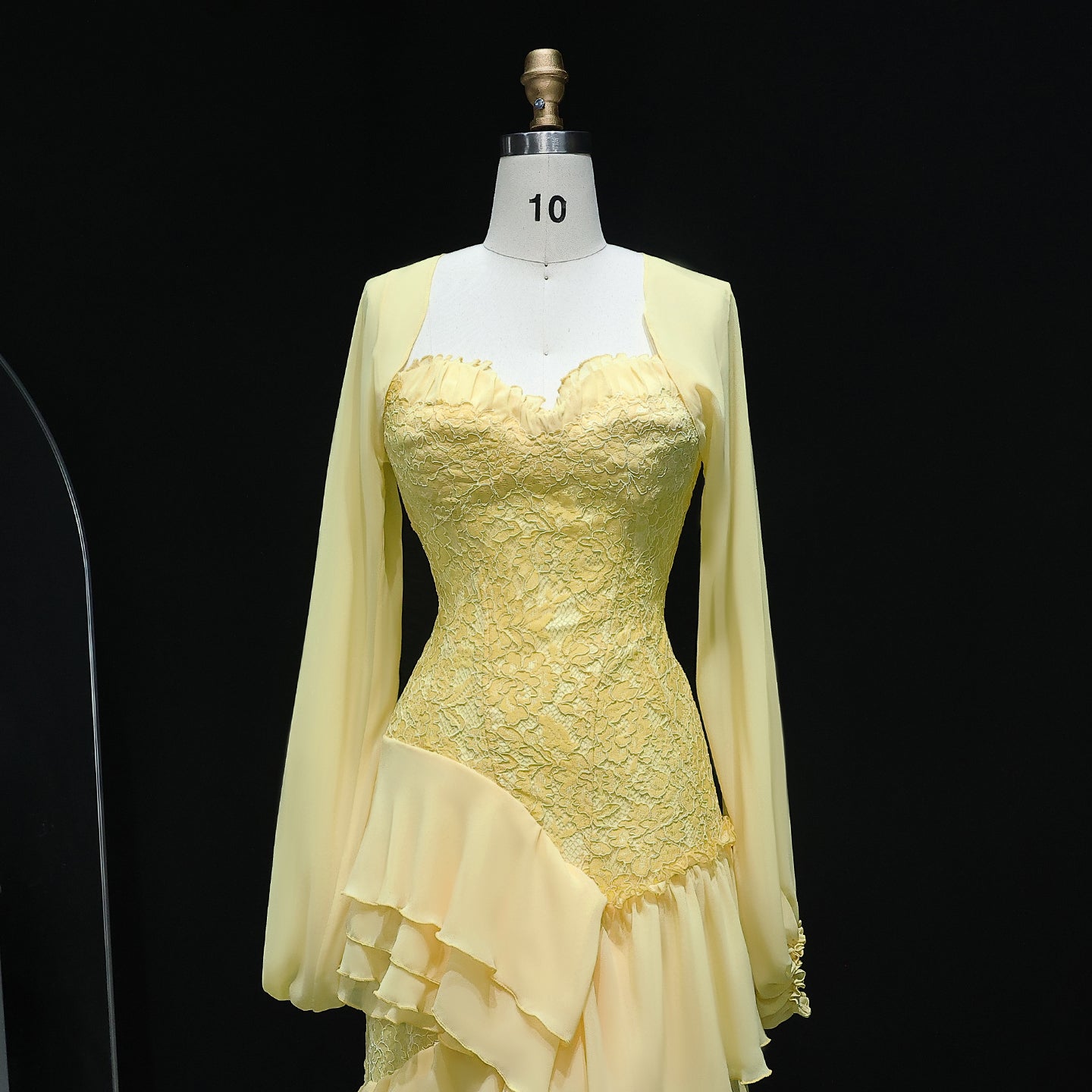 Elegant Yellow Tiered Ruffles Evening Dress with Cape Sleeve SF356