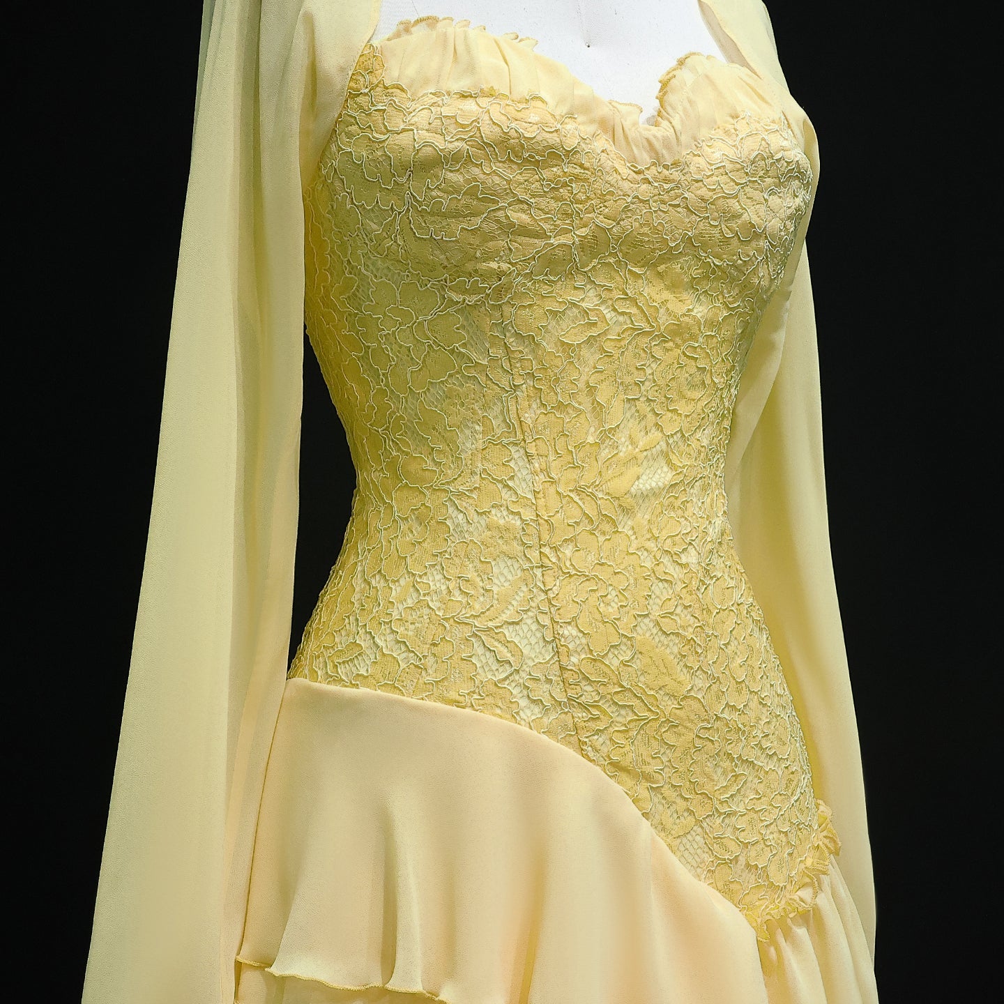 Elegant Yellow Tiered Ruffles Evening Dress with Cape Sleeve SF356