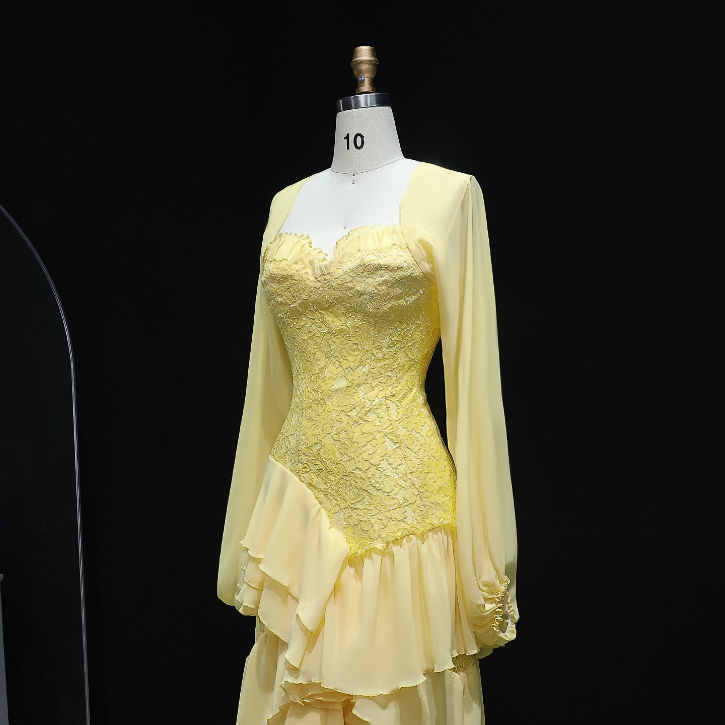 Elegant Yellow Tiered Ruffles Evening Dress with Cape Sleeve SF356